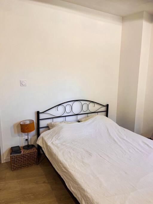 Appartement Charmant Et Calme Dans L'Herault Poussan ภายนอก รูปภาพ